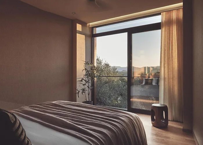 Prosilio Olive Tree Hotel *